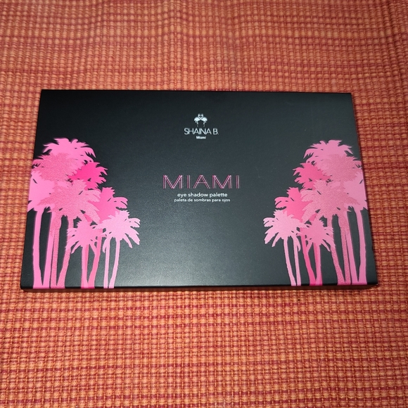MIAMI SHANNA B. EYESHADOW PALETTE - Picture 1 of 3